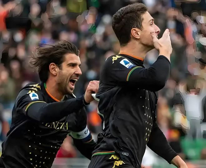 爱游戏网站入口-包含桑托斯:都灵队展现强大攻势，赢得比赛的词条