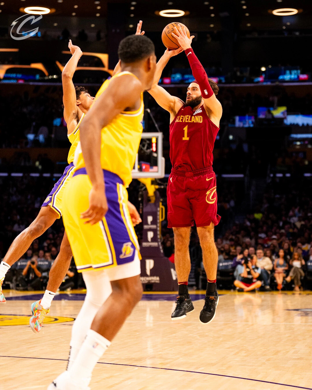 爱游戏网页版-关于骑士主场告捷,球队阵容调整带来好运势连胜的信息