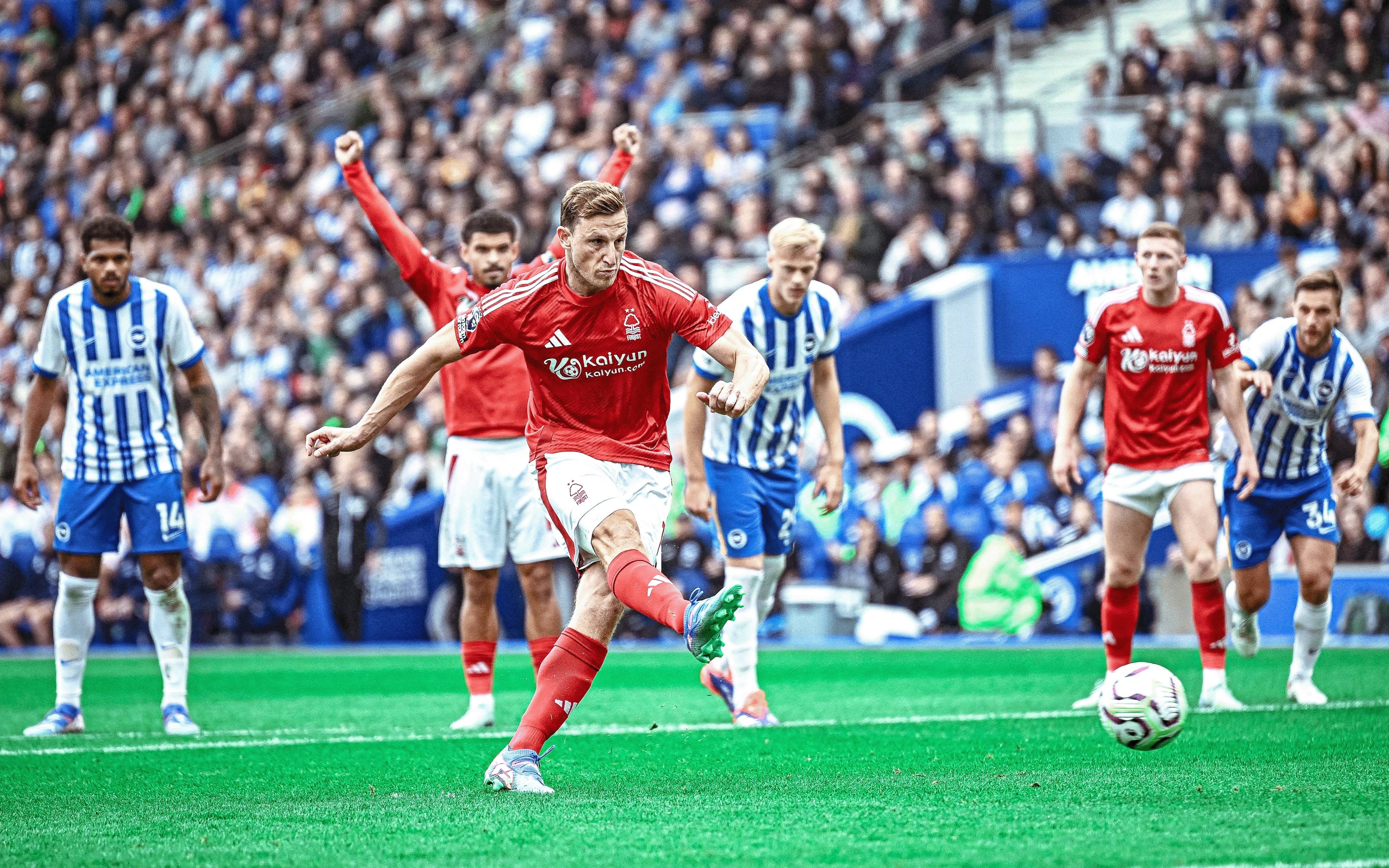 爱游戏在线-曼联中场大将伤愈复出，战河床阵容稳固的简单介绍