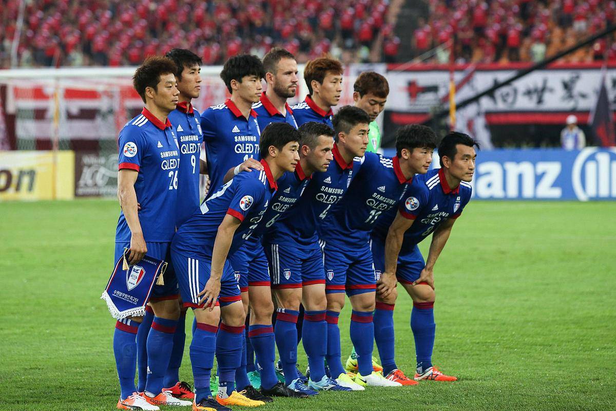 爱游戏网页版-鹿岛鹿角冲击季军，年轻球员表现亮眼的简单介绍