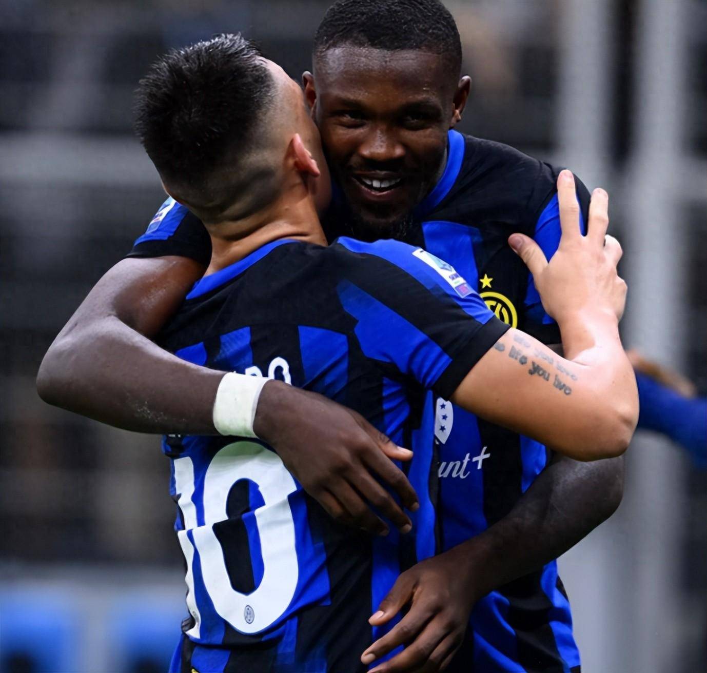 爱游戏网页版-鹿岛鹿角冲击季军,年轻球员表现亮眼的简单介绍