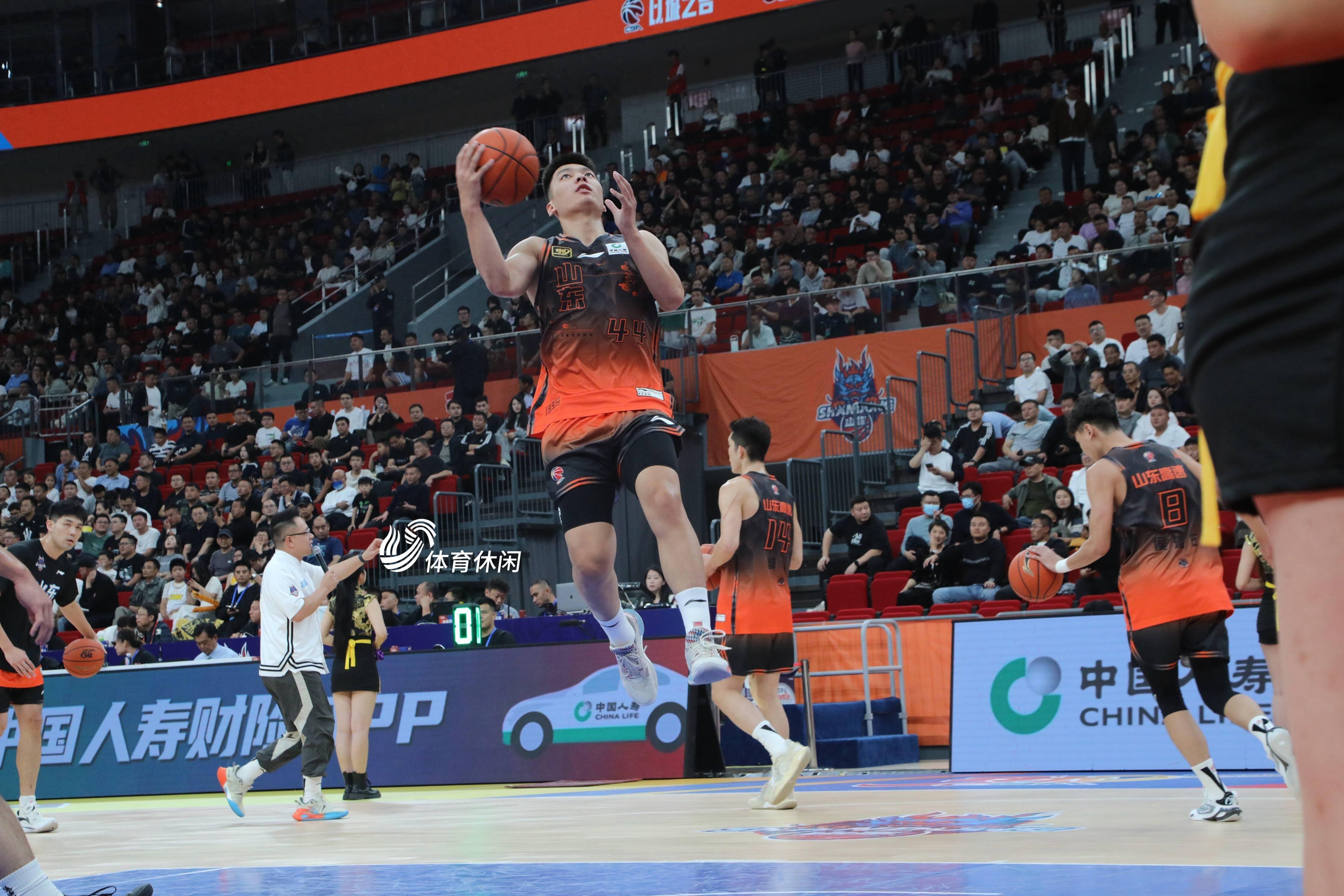 爱游戏网址-关于深圳队爆发神级表现，亚冠被彻底压制，破门的信息