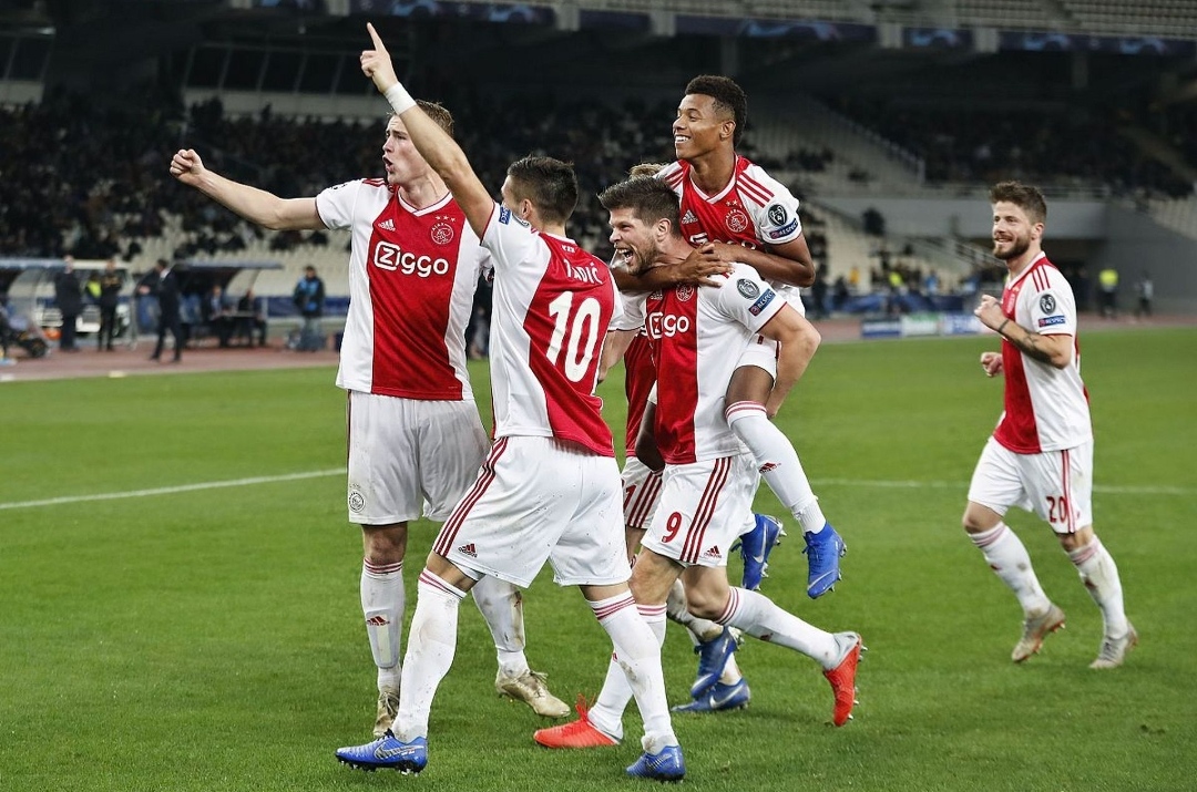 爱游戏官网-阿贾克斯队在比赛中豪取胜利，晋级下一轮的简单介绍