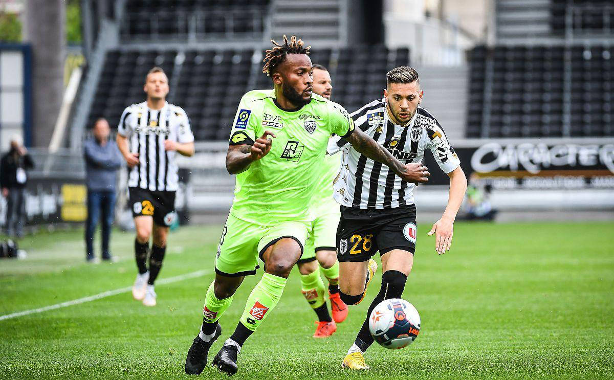 爱游戏官网入口-关于朗斯主场力克昂热，取得必要胜利的信息