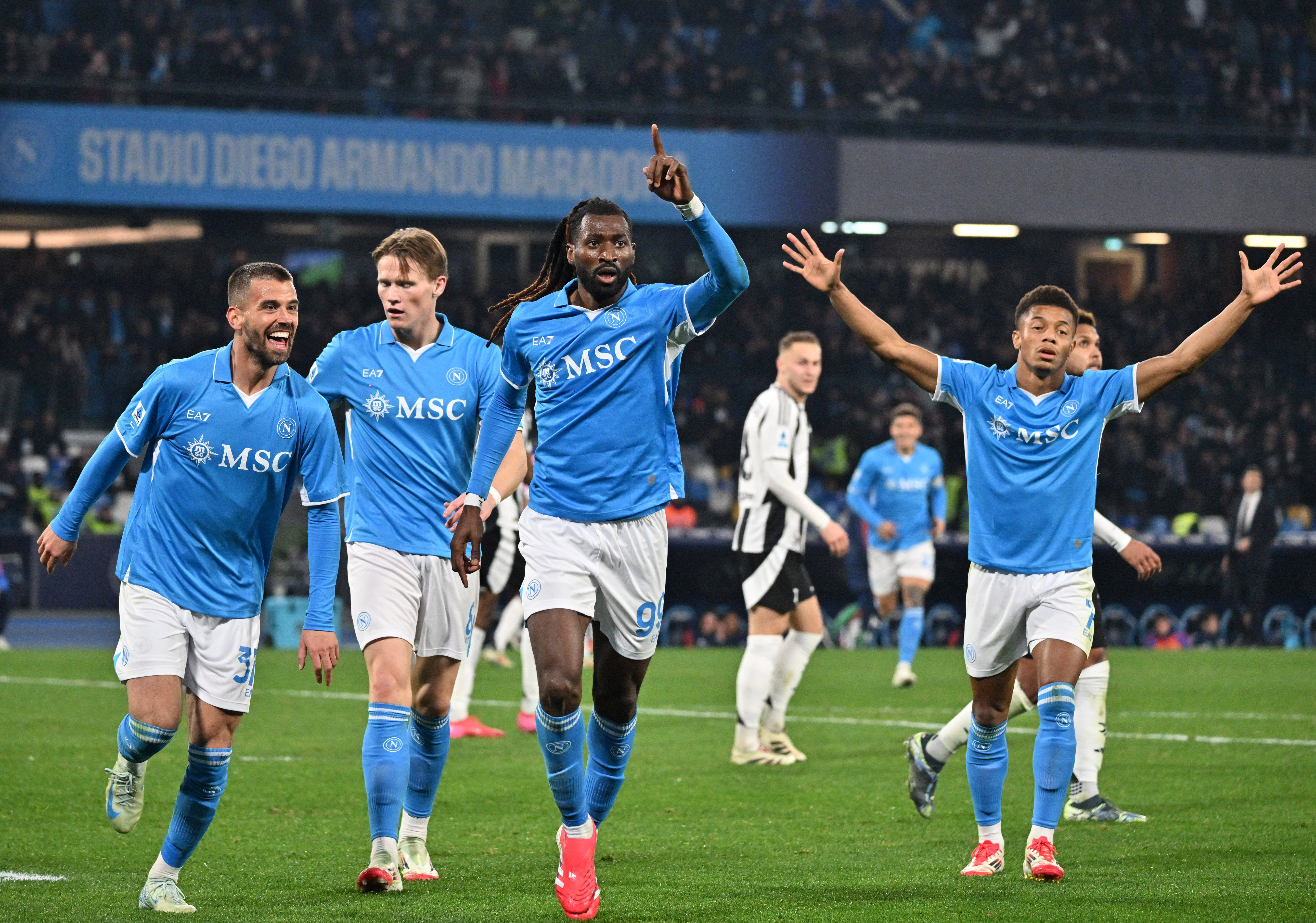 爱游戏地址-意甲豪强再战，尤文图斯那不勒斯斯帕尔面对面