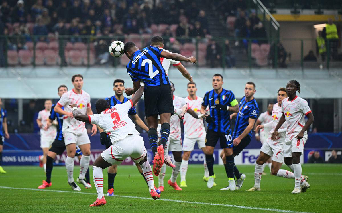 爱游戏网页版入口-纽约城队客场失利，众将坦然接受挑战