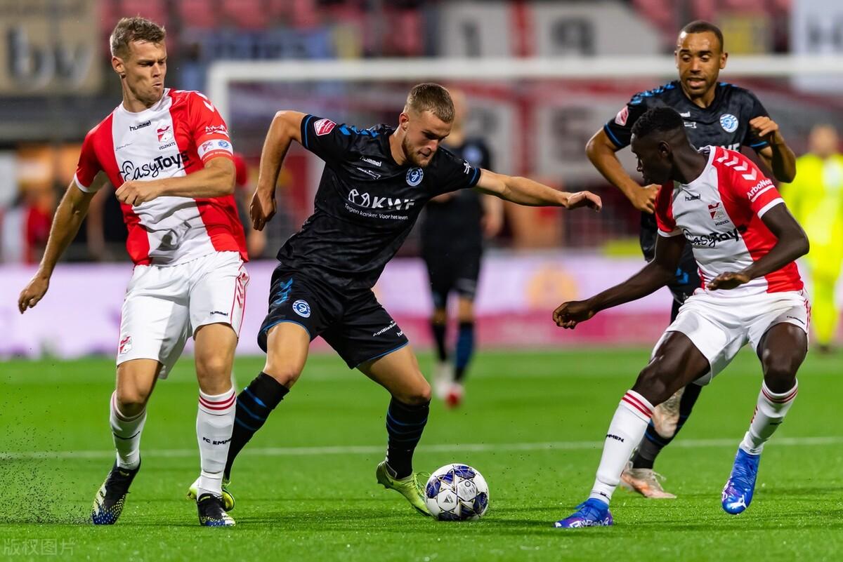 爱游戏链接-关于阿贾克斯主场大胜，球队士气高涨的信息