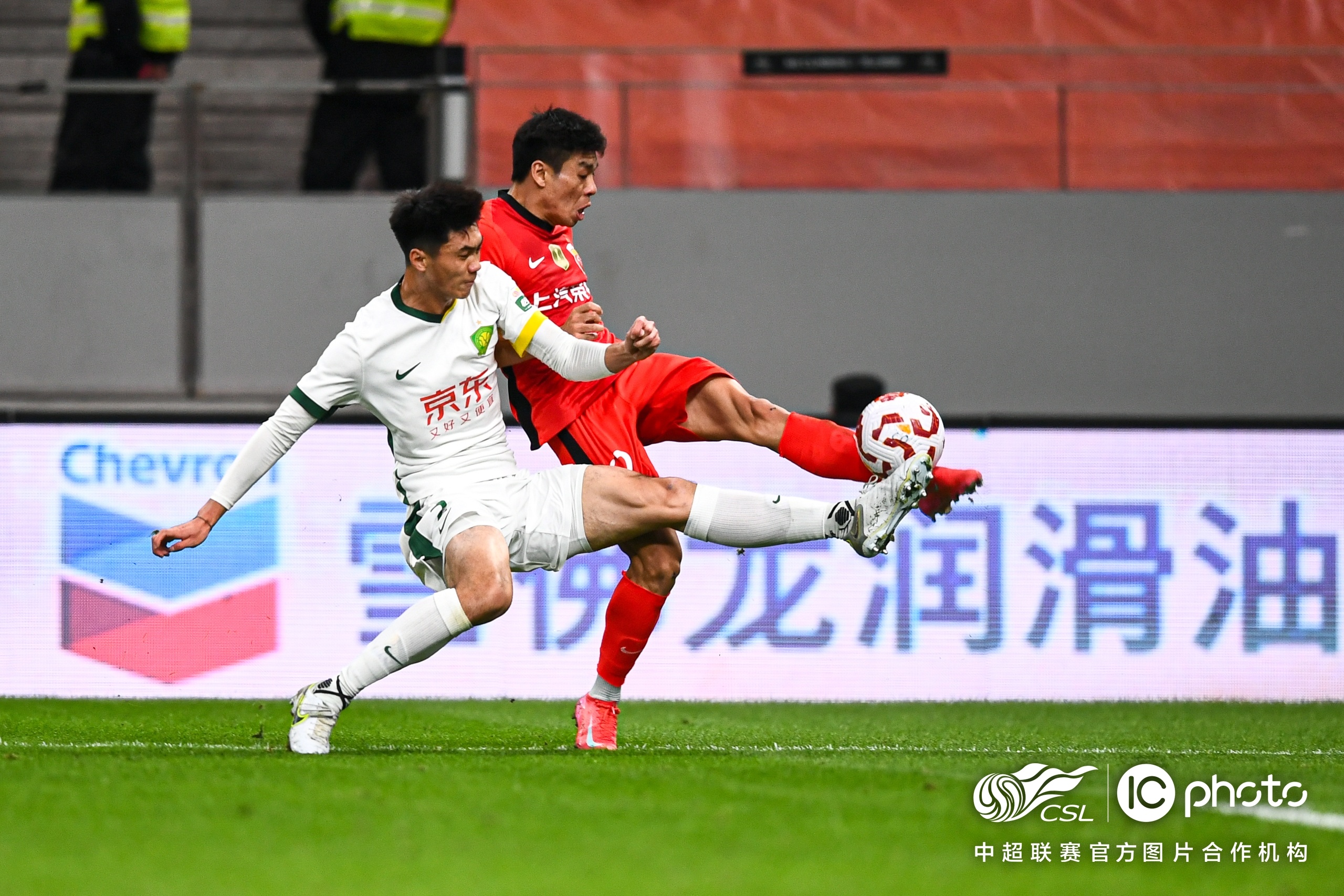 爱游戏官网app-关于国安队在比赛中坚持不懈,最终稳定取得胜局的信息