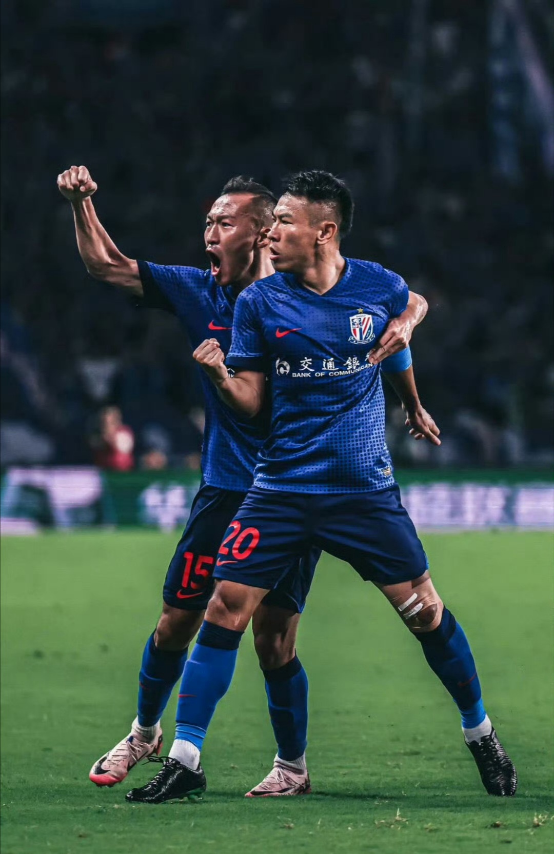 爱游戏在线登录-上海申花前锋连续进球，攻击力大增