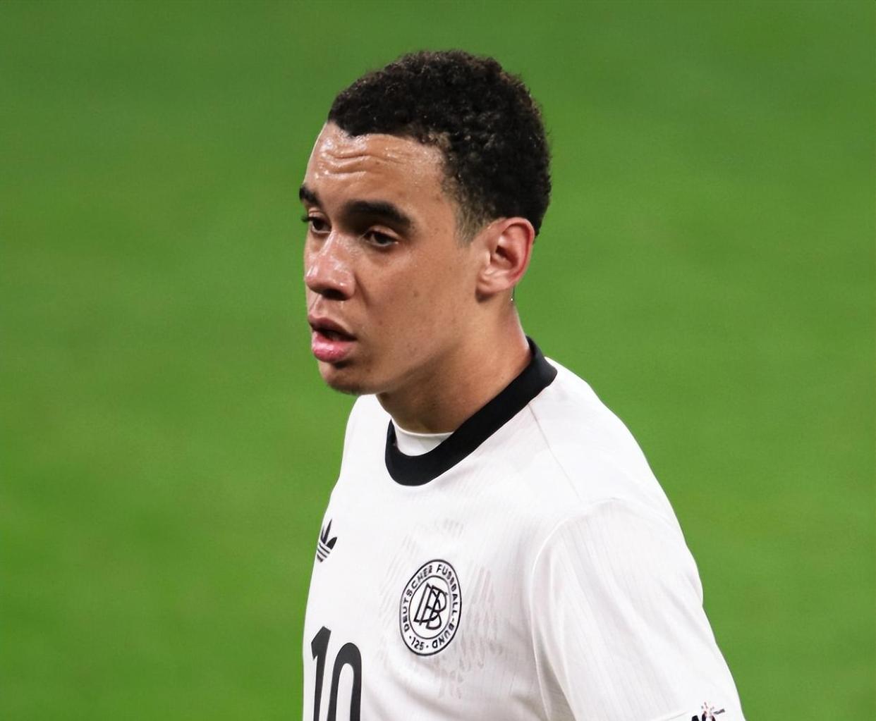 爱游戏亚洲官网-德国队险胜晋级决赛!