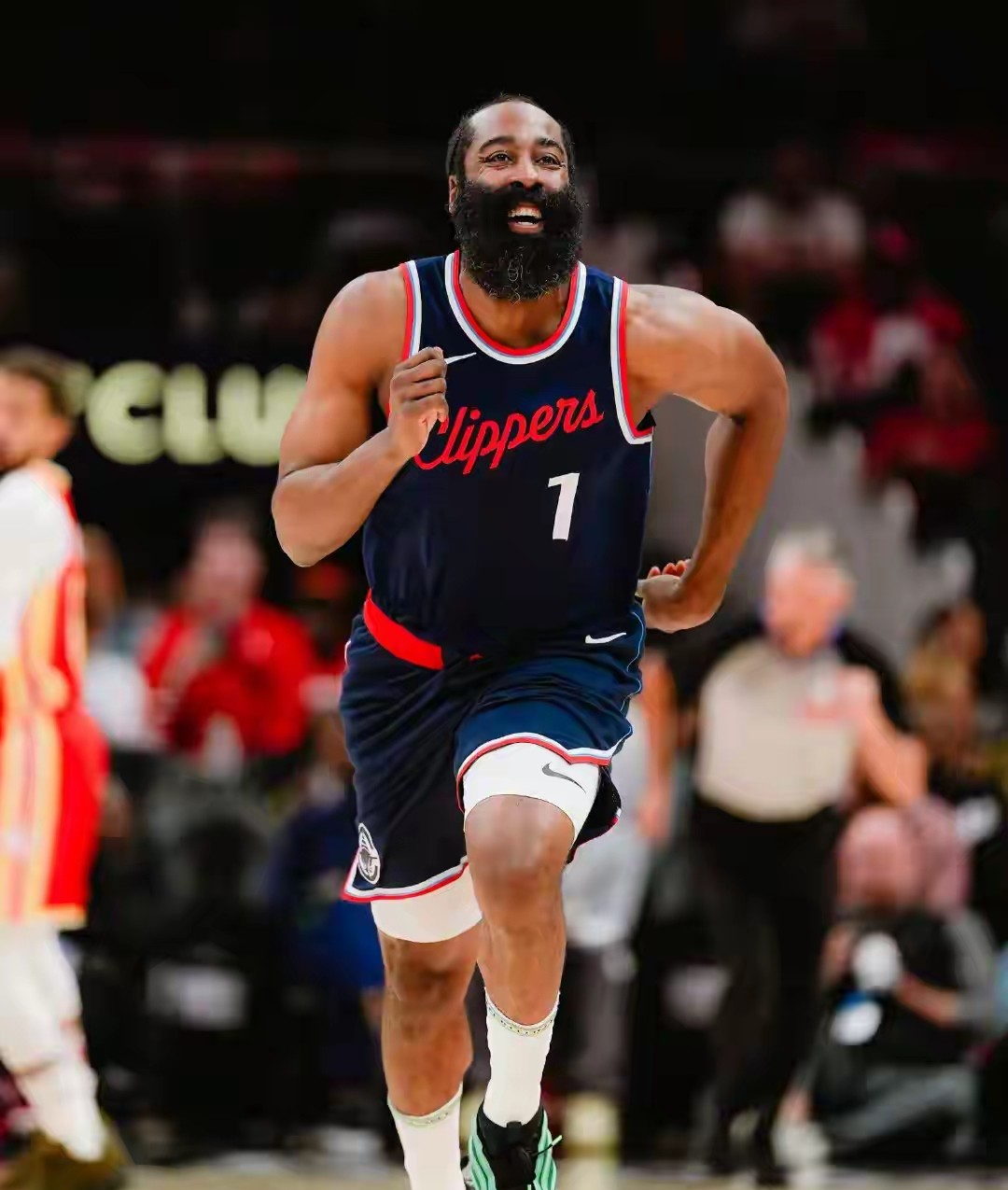 爱游戏链接-快船大将携手!虎视眈眈季后赛