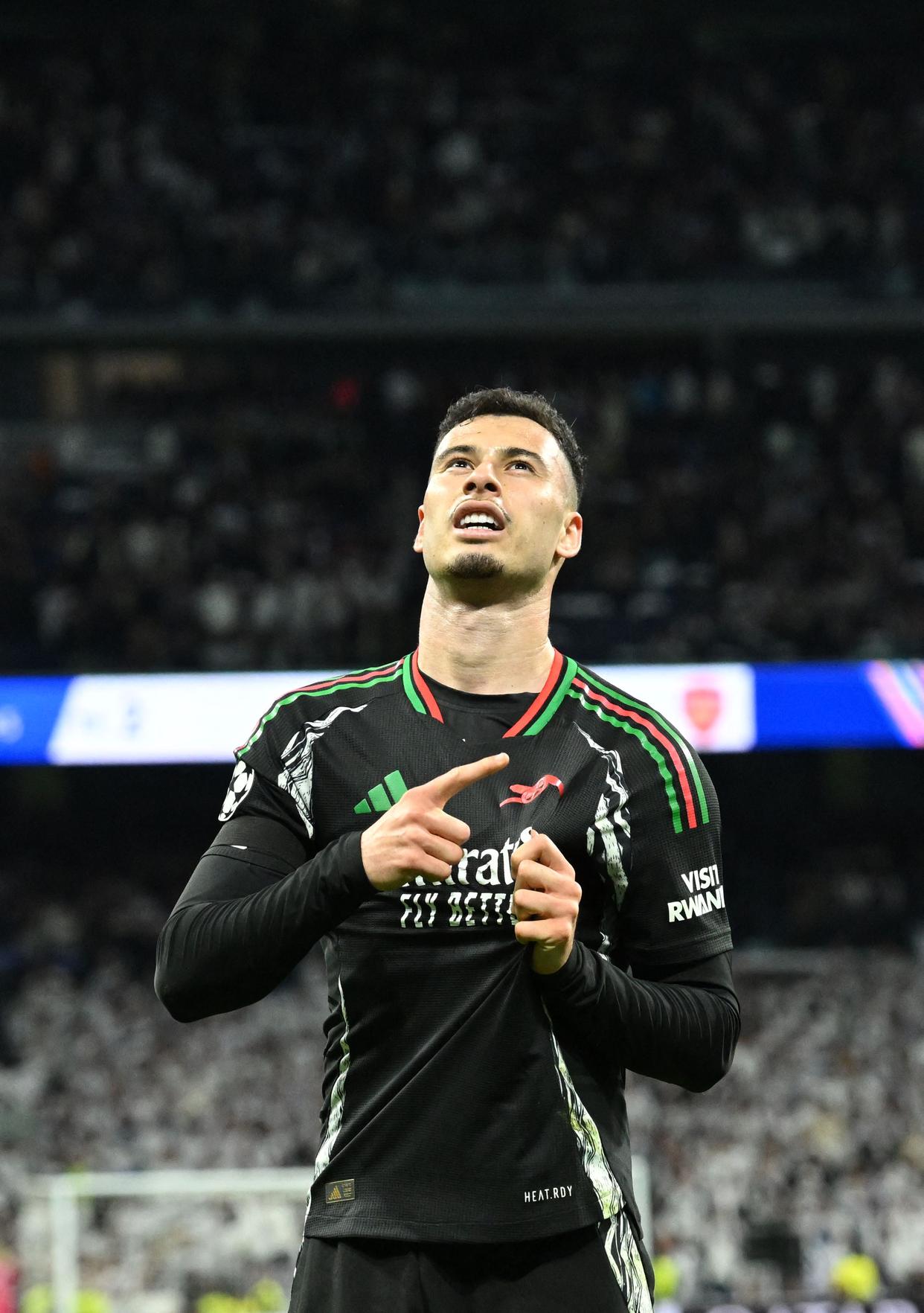 爱游戏教练-阿森纳状态回暖,冲击英超欧冠资格的简单介绍