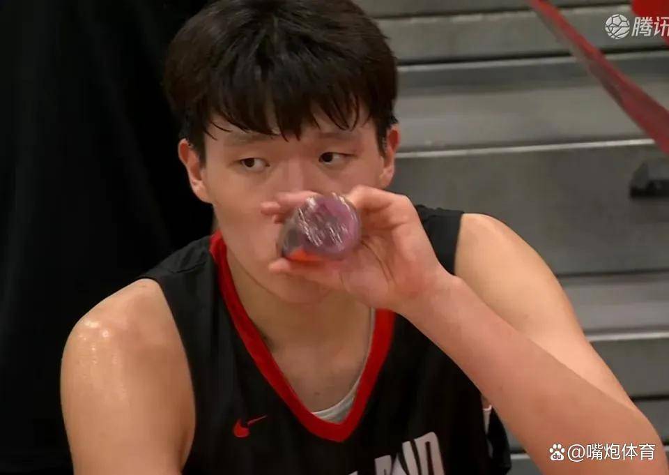 爱游戏投注-球员个人表现在关键时刻暴露出实力