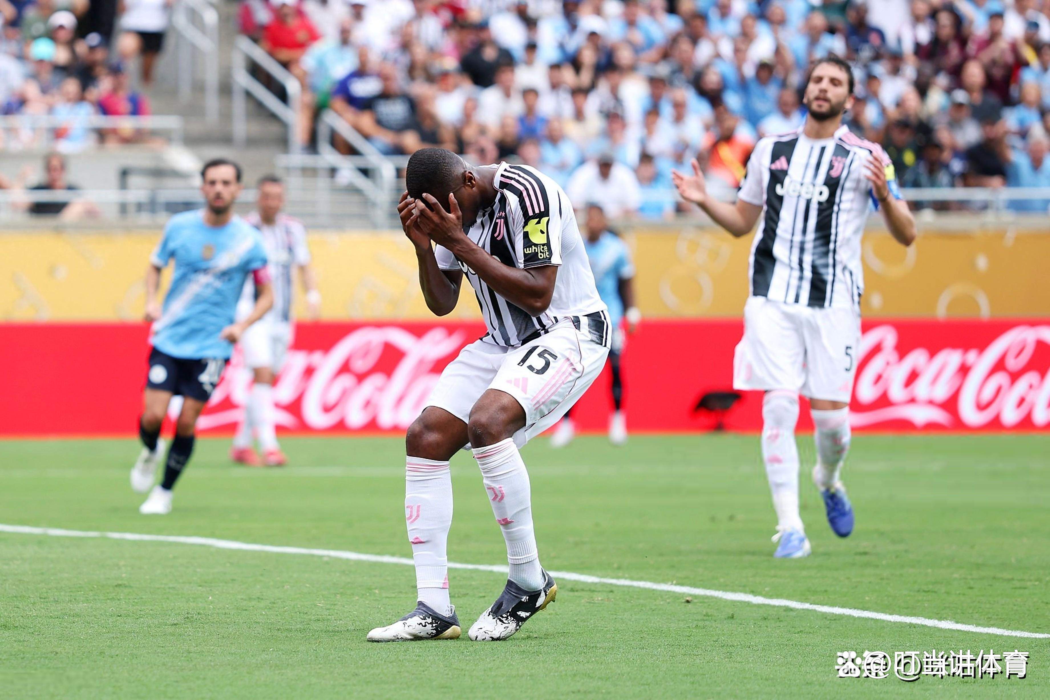 爱游戏入口-尤文图斯客场惨遭屠杀,失去领先优势