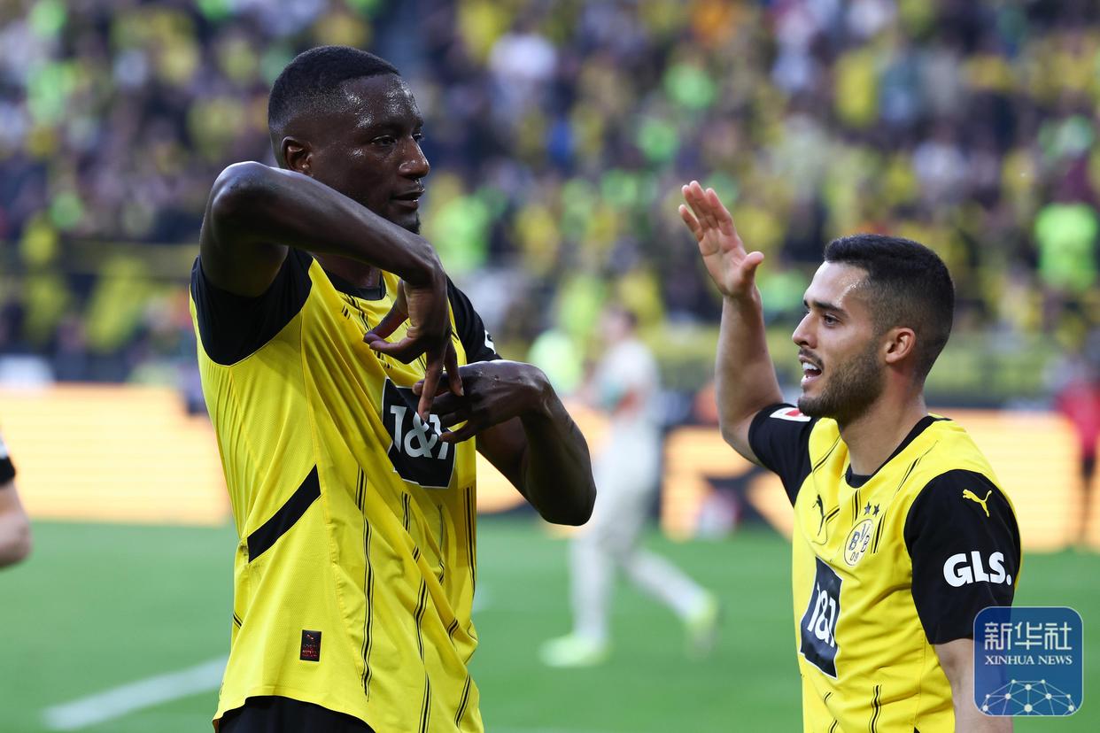 爱游戏视频-包含门兴格拉德巴赫取胜，稳居中游位置的词条