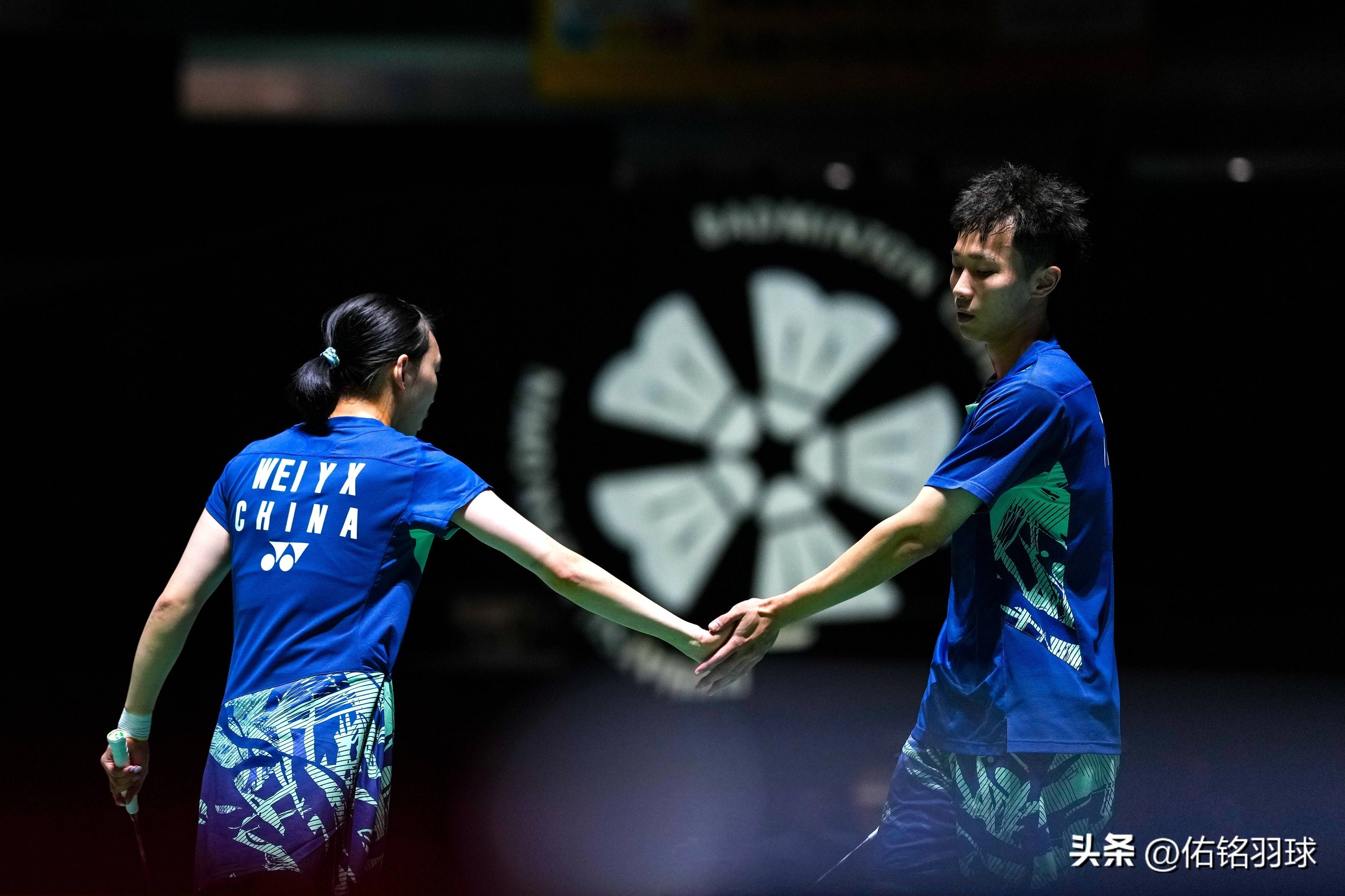 爱游戏入口-巅峰对决！中国羽毛球对阵日本队