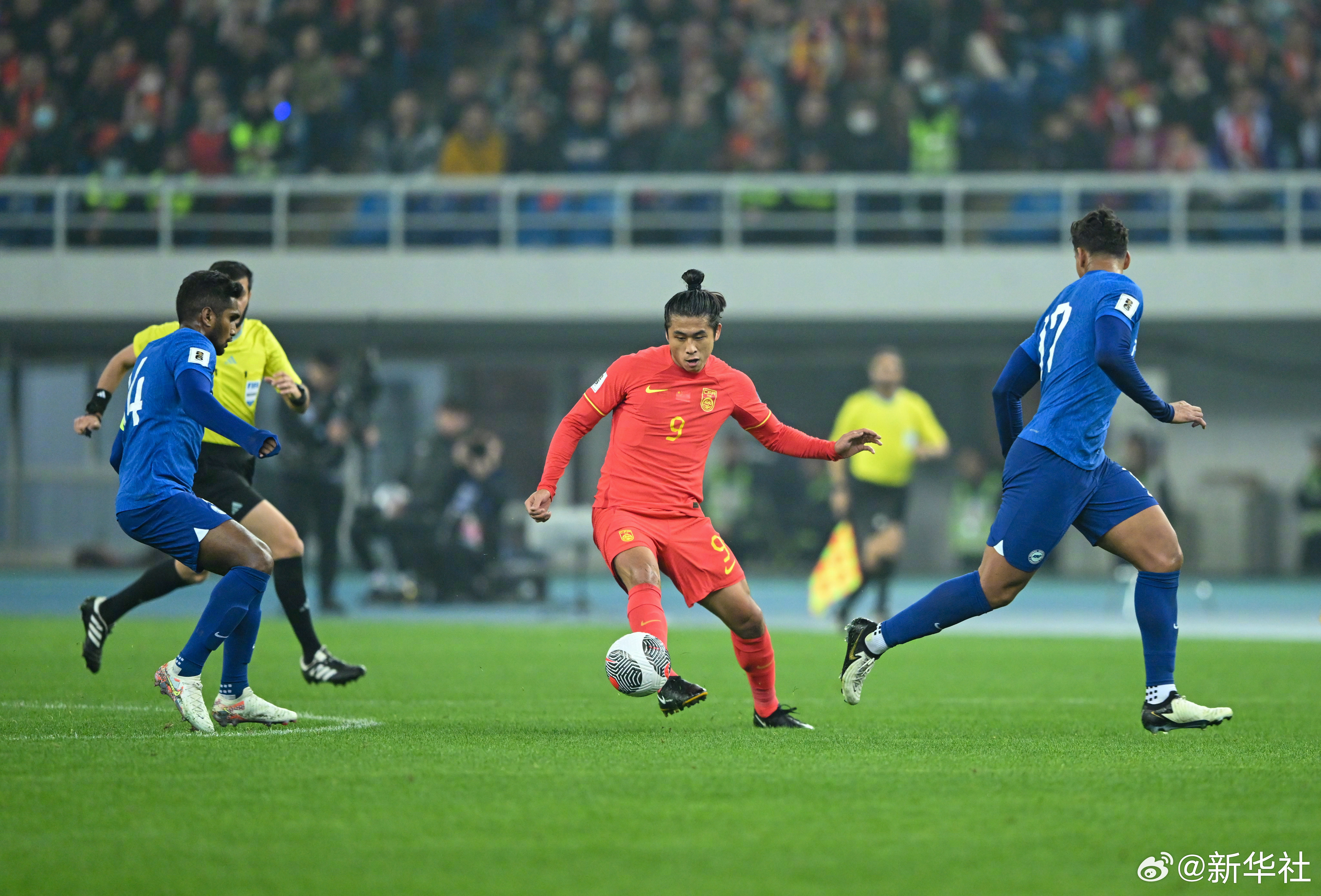 爱游戏登录入口-精彩绝伦!亚洲足球明星奉献精彩表现的简单介绍