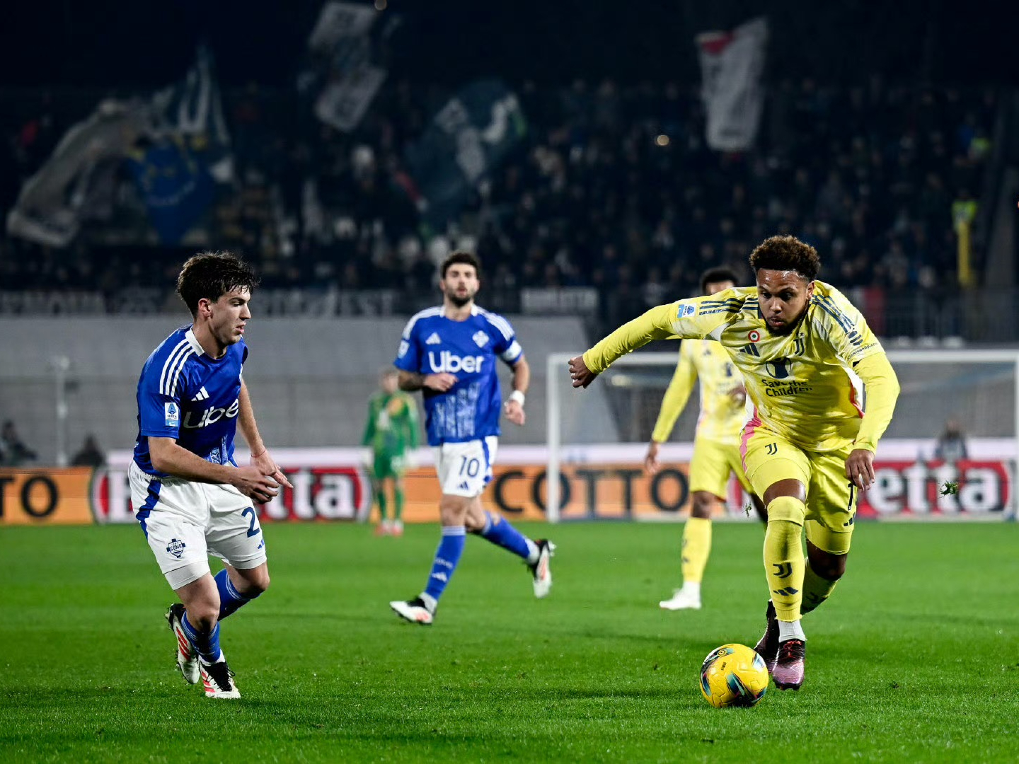 爱游戏网站入口-尤文图斯客场挑战实力不俗的对手